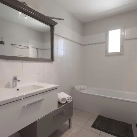 Spacious With Private Pool * Beaufort (Herault)