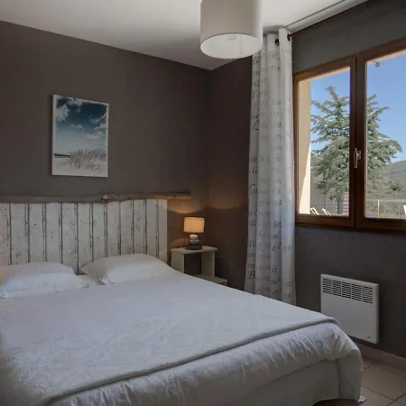 Spacious With Private Pool * Beaufort (Herault)